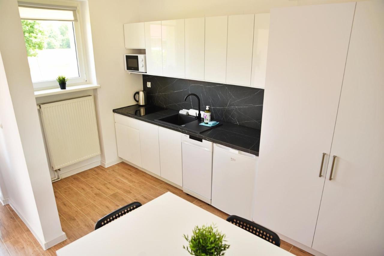 Apartamenty Lotnisko Leszno Leszno  Zewnętrze zdjęcie